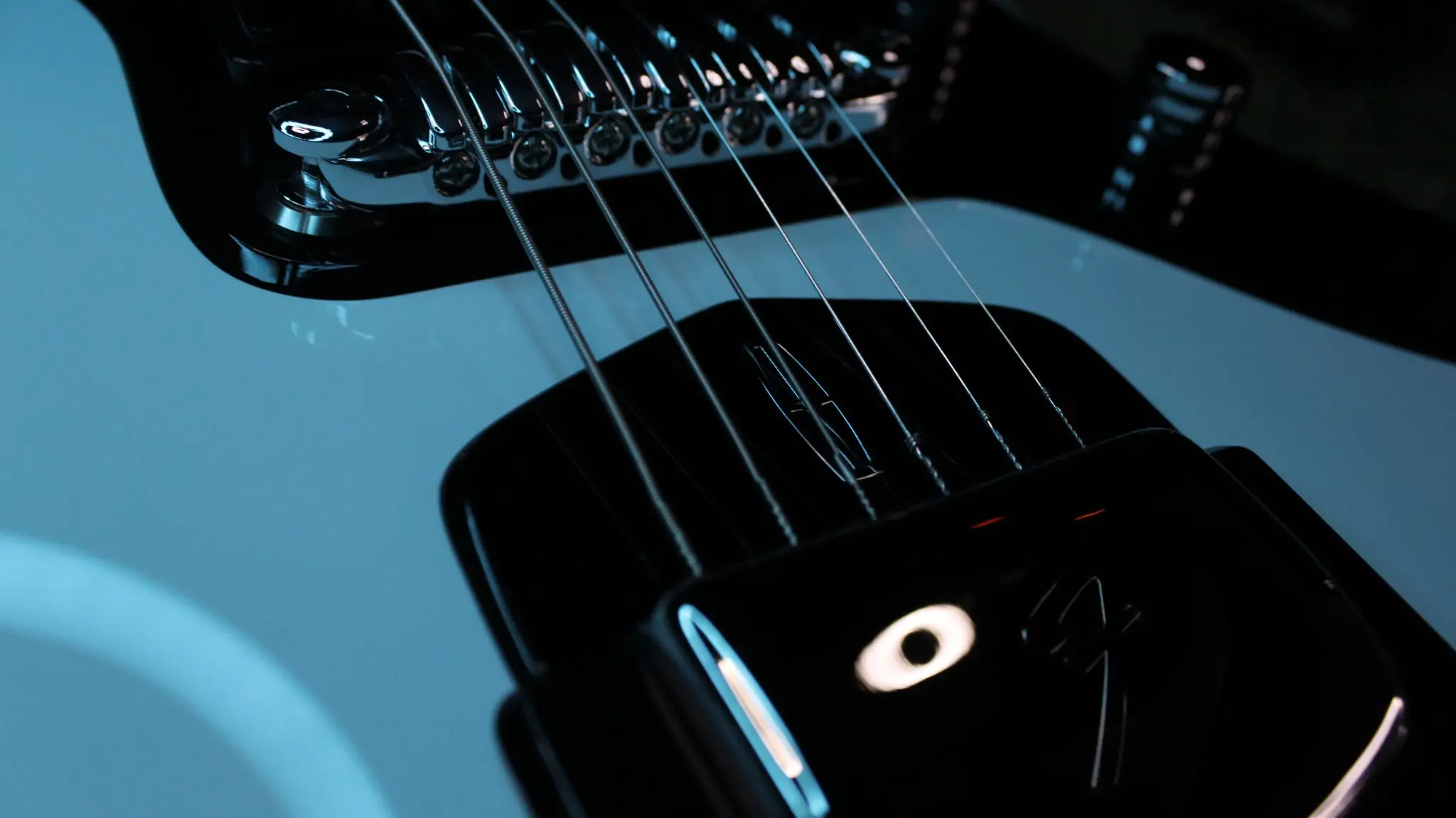 Хоббие*
Ещё одна из сотворенных. Fender ЖМ под Линкольн 50-х (или наоборот) | Сетка — социальная сеть от hh.ru
