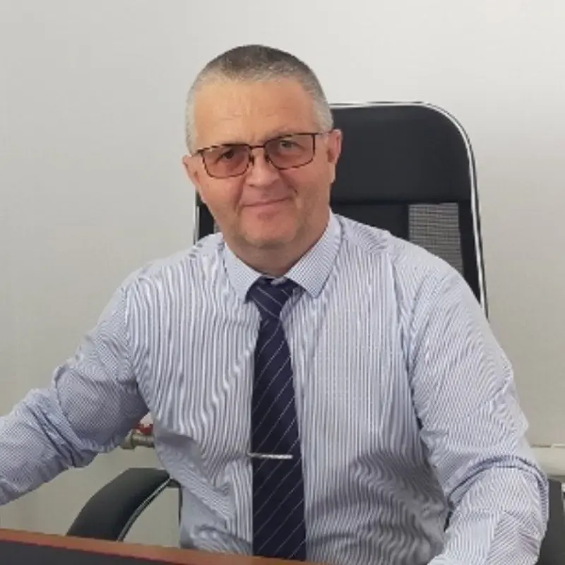 Олег Снегирев