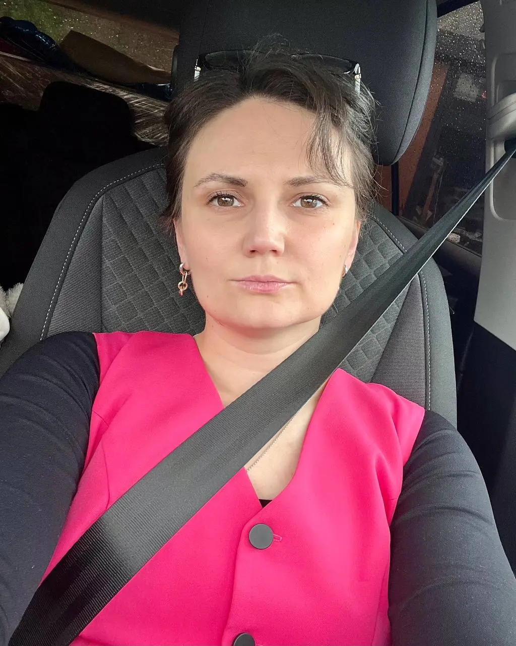 Че по новостям?
1. В выходные возила детей на машине на день рождения. Немного поплутали, но не опоздали
2. Потом поехали на дачу, там хорошо. Заправились, кстати!
3 | Сетка — социальная сеть от hh.ru