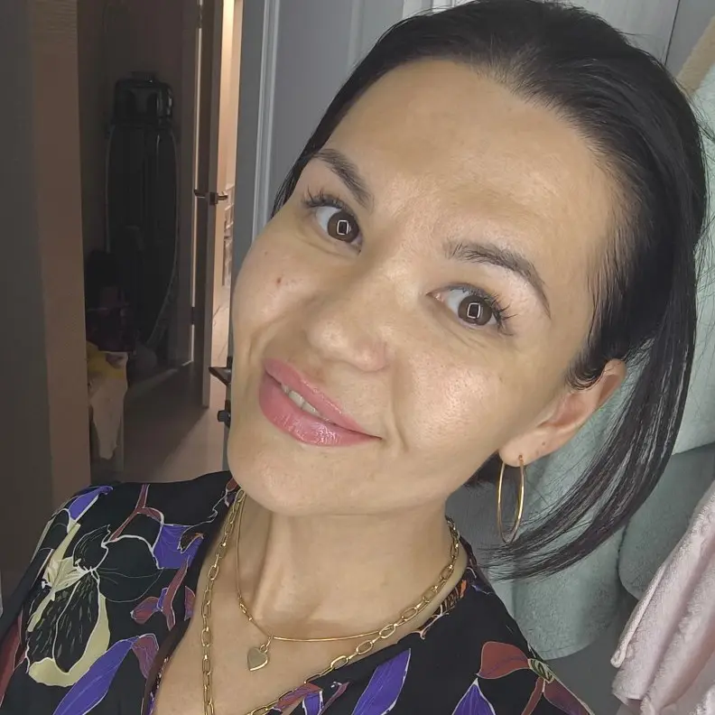 Алина Хаса