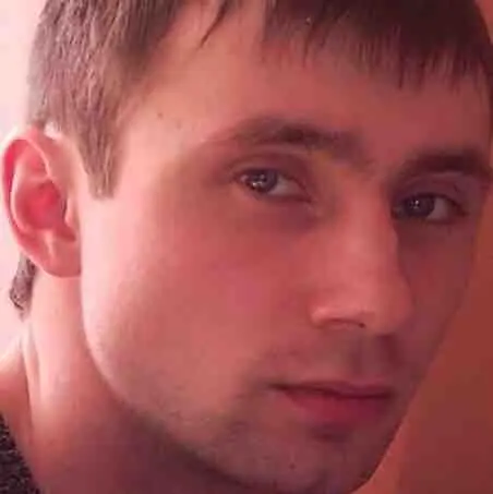 Артем Огородников