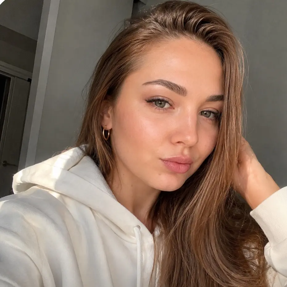 Алёна Давыдова