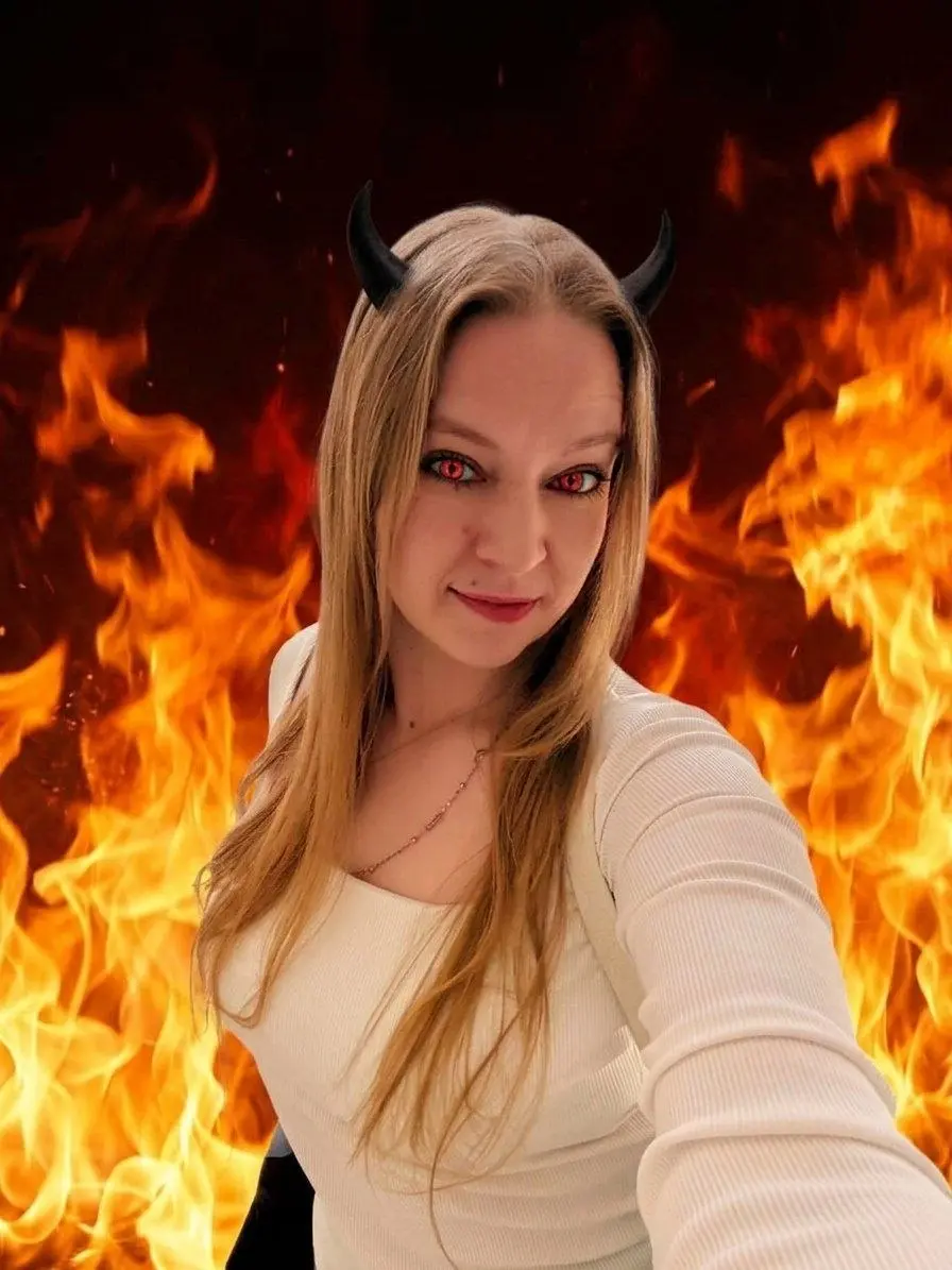 Полезные посты никому нахер не нужны
Я сегодня в маске дьявола👹
И вообще, перехожу на сторону зла😅
Вот скажите, те инструменты, которые я даю в своём канале.. | Сетка — социальная сеть от hh.ru
