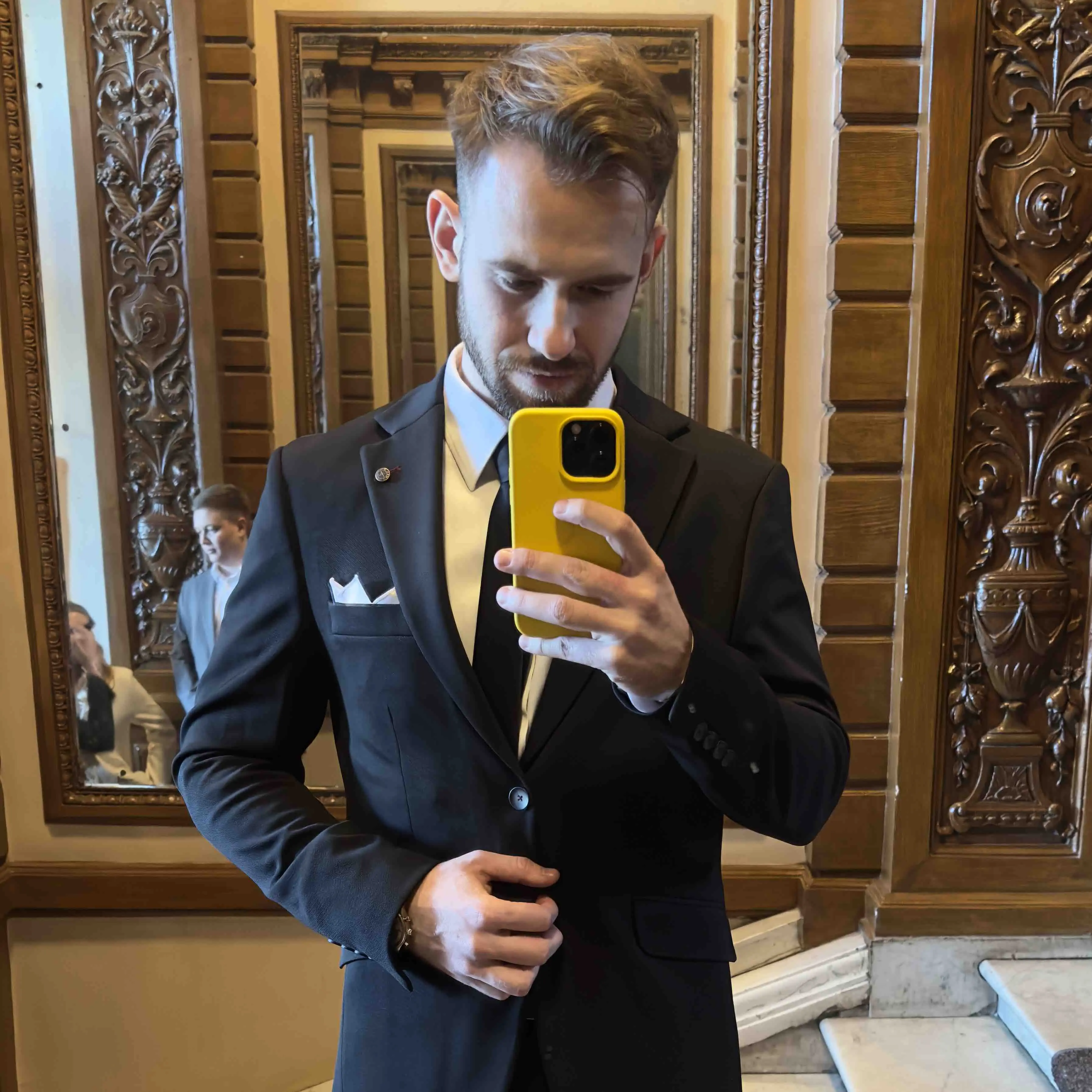 Network member avatar