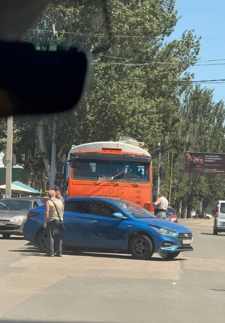 ДТП на ул. Плеханова в Макеевке | Сетка — социальная сеть от hh.ru