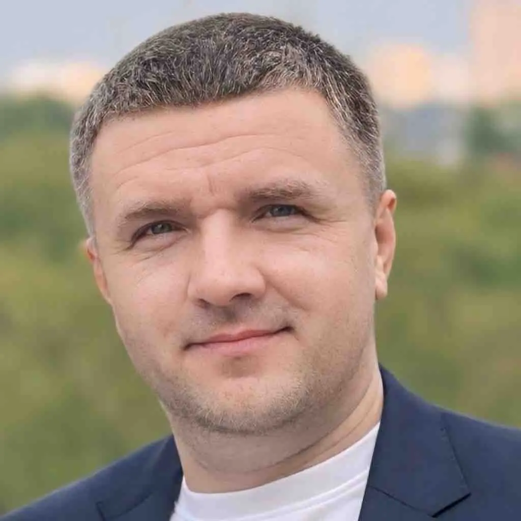 Дмитрий Долгов