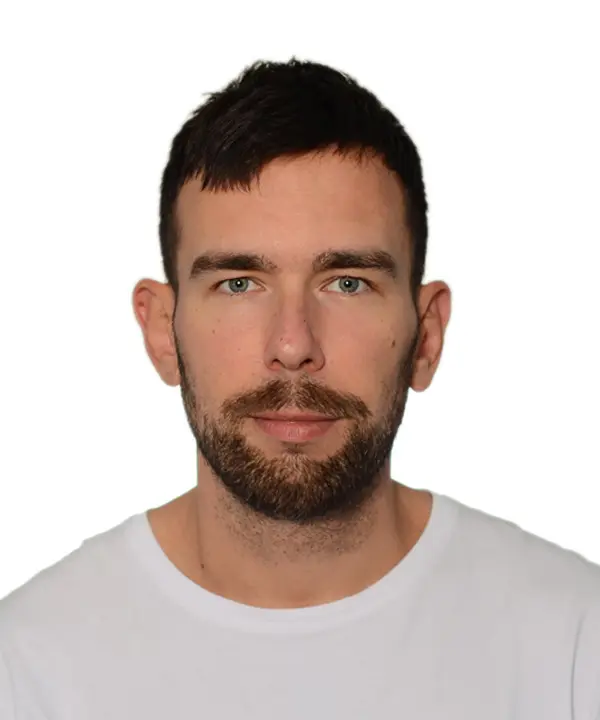 Павел Петров
