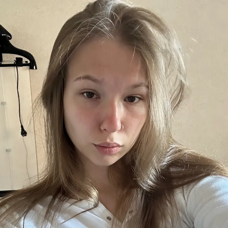 Виктория Челнокова