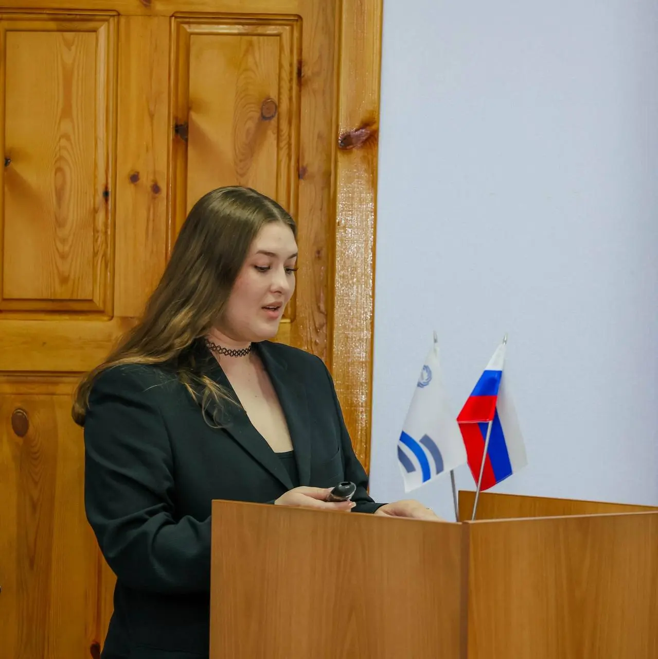 🎓Предприятия ПМХ и Промсорта работают в связке с вузами, ссузами и школами для подготовки будущих металлургов. В июне у выпускников прошли экзамены, часть из них провели на площадках предприятий | Сетка — социальная сеть от hh.ru