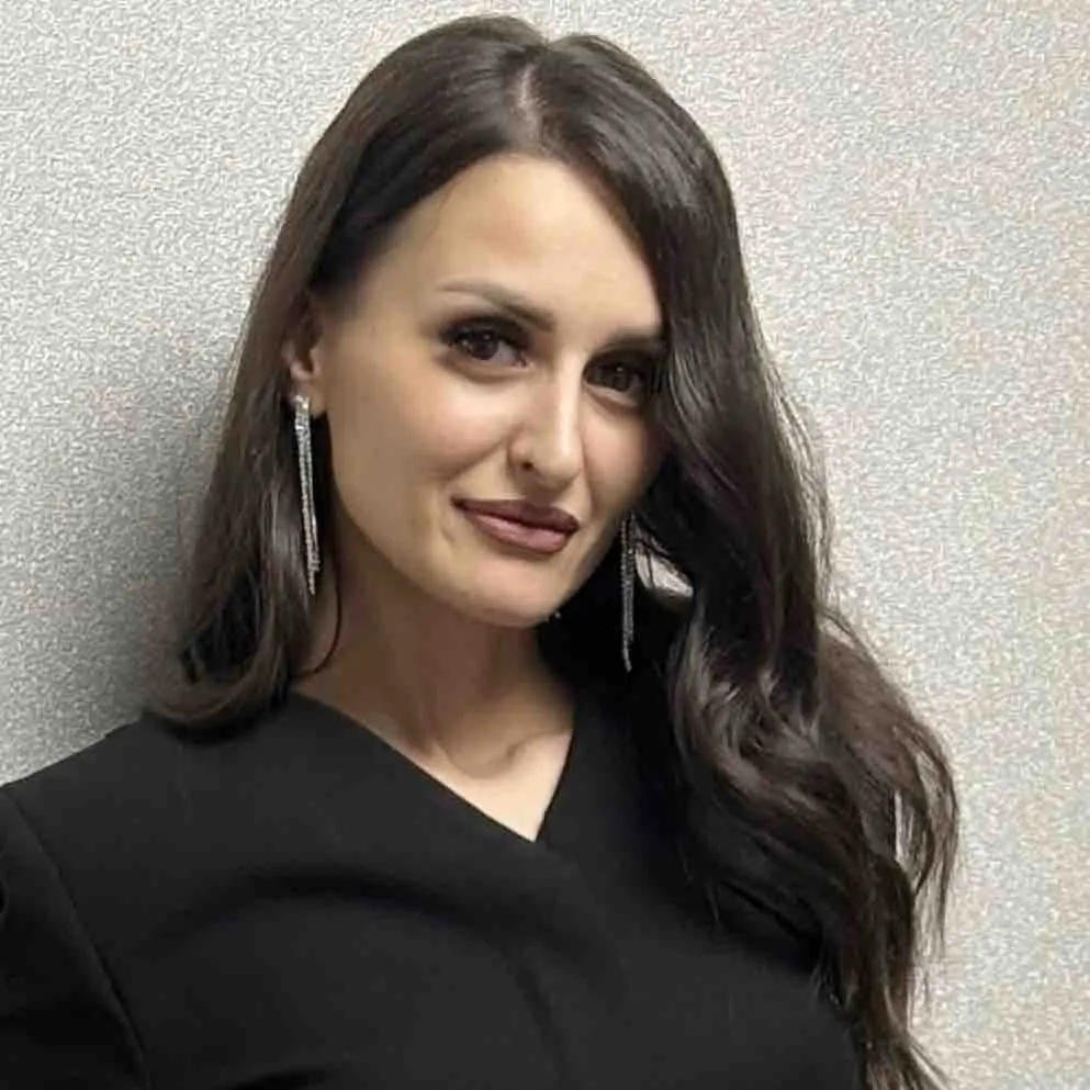 Анна Целобанова