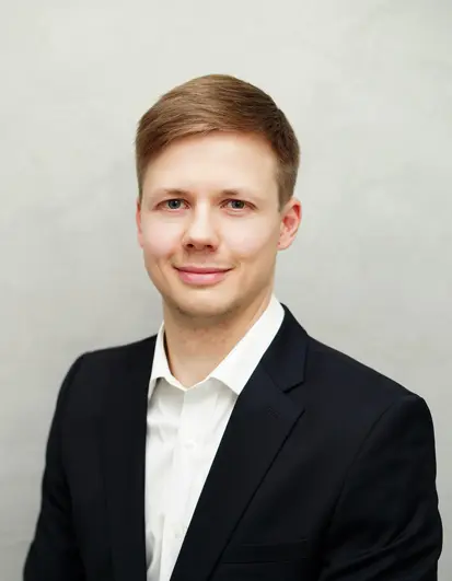 Роман Гололобов