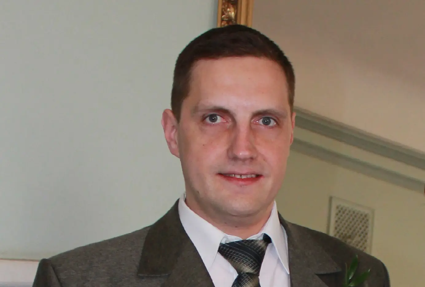 Павел Леонтьев