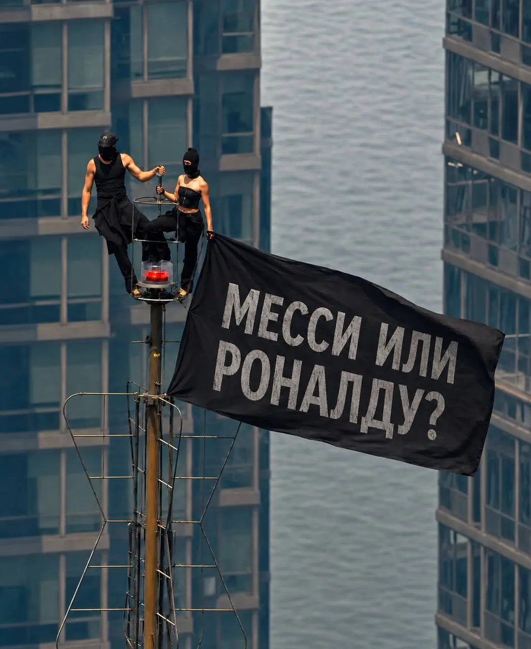 Выпала из трендов, потому что футбол смотрю 😃 | Сетка — социальная сеть от hh.ru