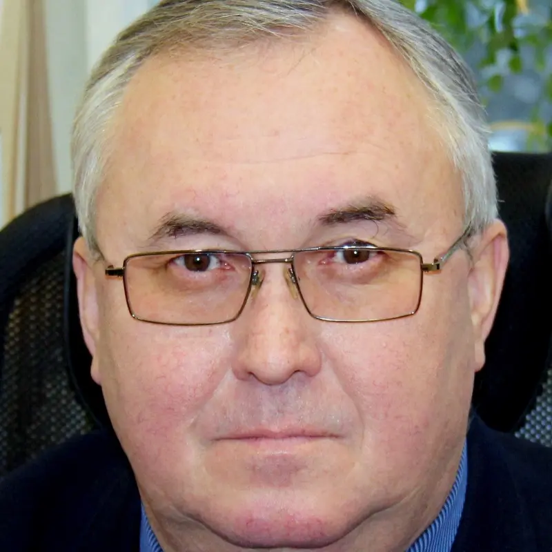 Юрий Иванов