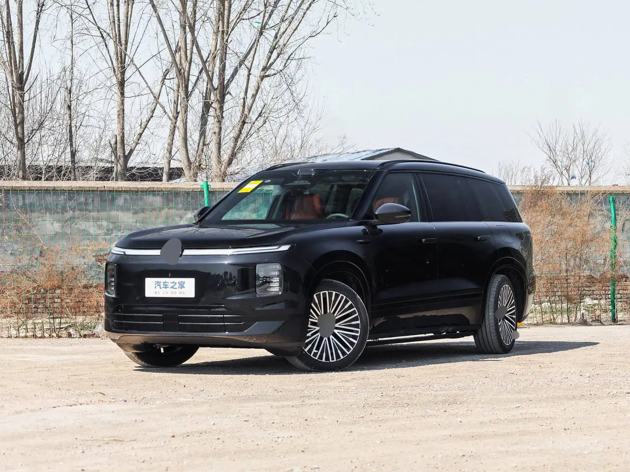 🕵️ УГАДАЙТЕ АВТОМОБИЛЬ!
Сегодня предлагаем небольшую автомобильную загадку.
Перед вами большой семейный кроссовер длиной более 5,1 метра с 6- или 7-местным салоном | Сетка — социальная сеть от hh.ru