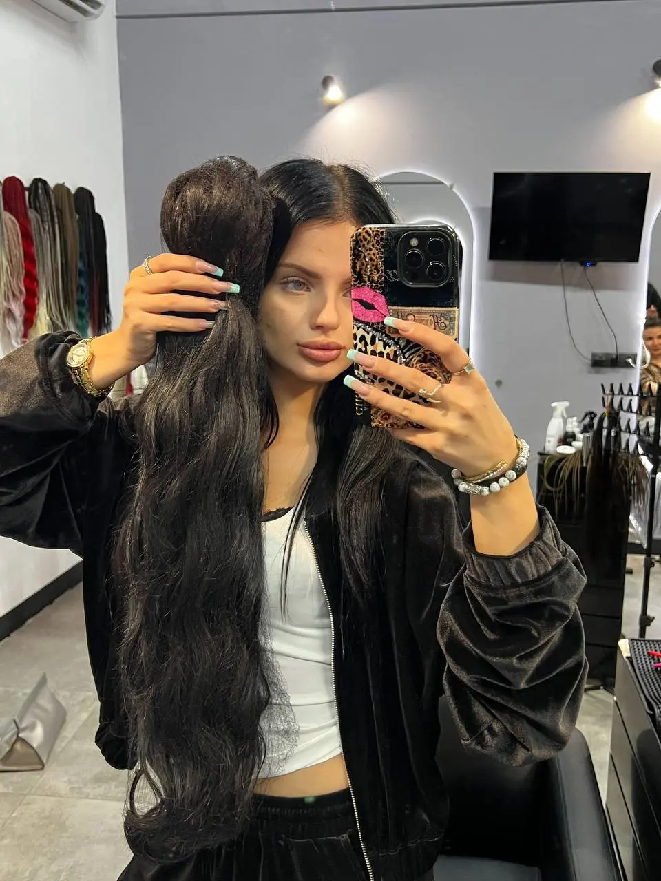 Стоимость 9800₽
Скидка 15% за отзыв ❤️
Вес 260г, количество 52 шт, 52см
Вплетение у нас — у Алины 7000🌹; у Лидии 9000
#дредолоконы@osikavolosVL | Сетка — социальная сеть от hh.ru