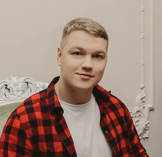 Ярослав Леонардов