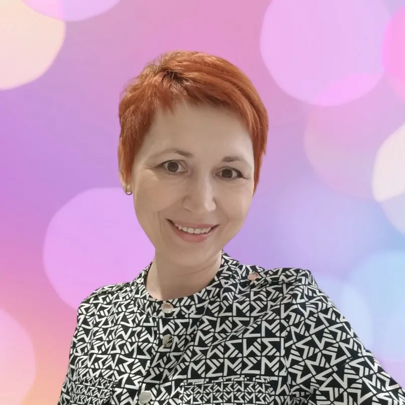 Елена Боярникова