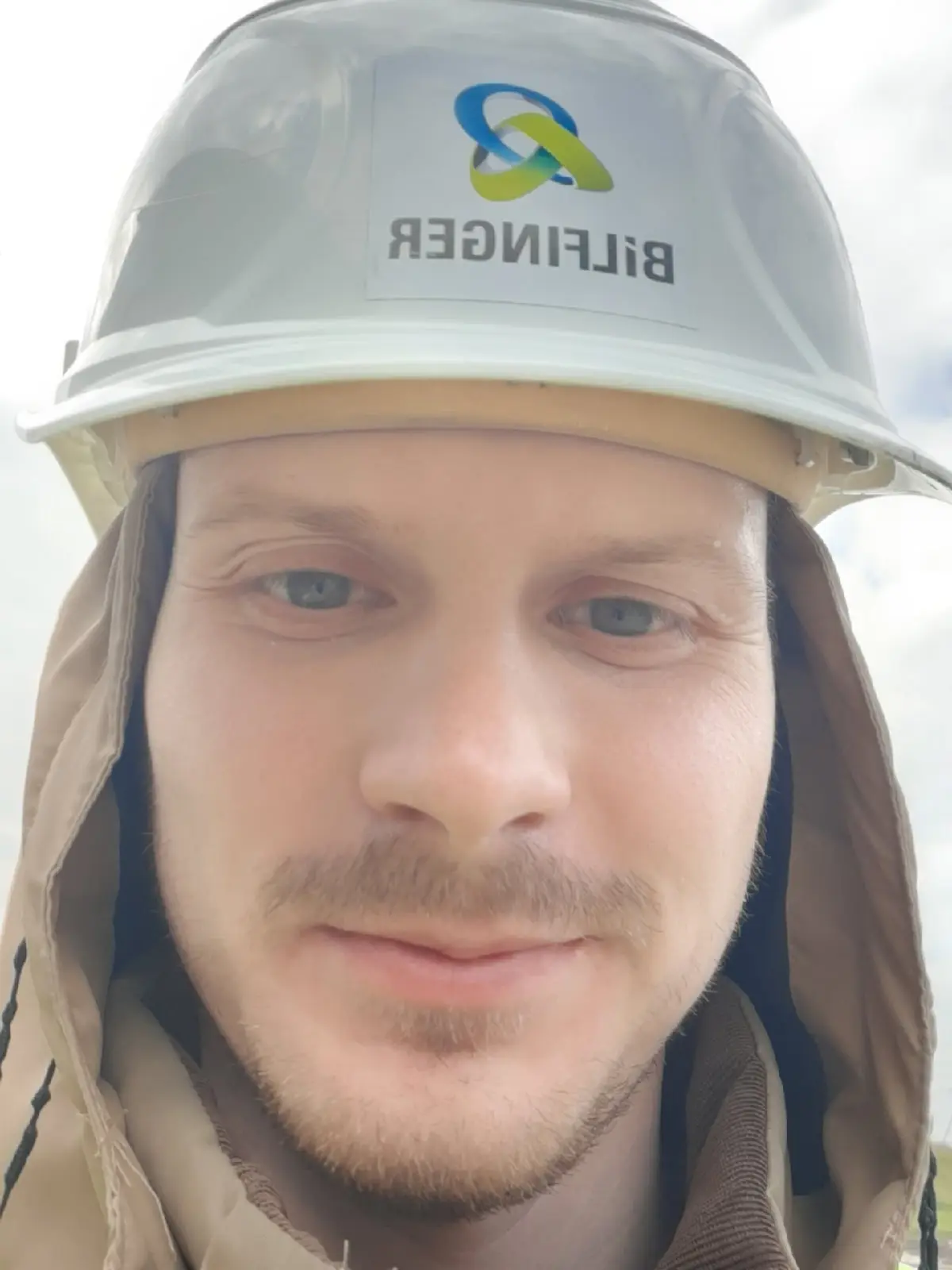 Привет Сетка!
Это я строю крупнейший в Европе мясоперерабатывающий завод.
Короче, Мираторг Курск, с 2018 по 2021 год я работал над этим проектом | Сетка — социальная сеть от hh.ru