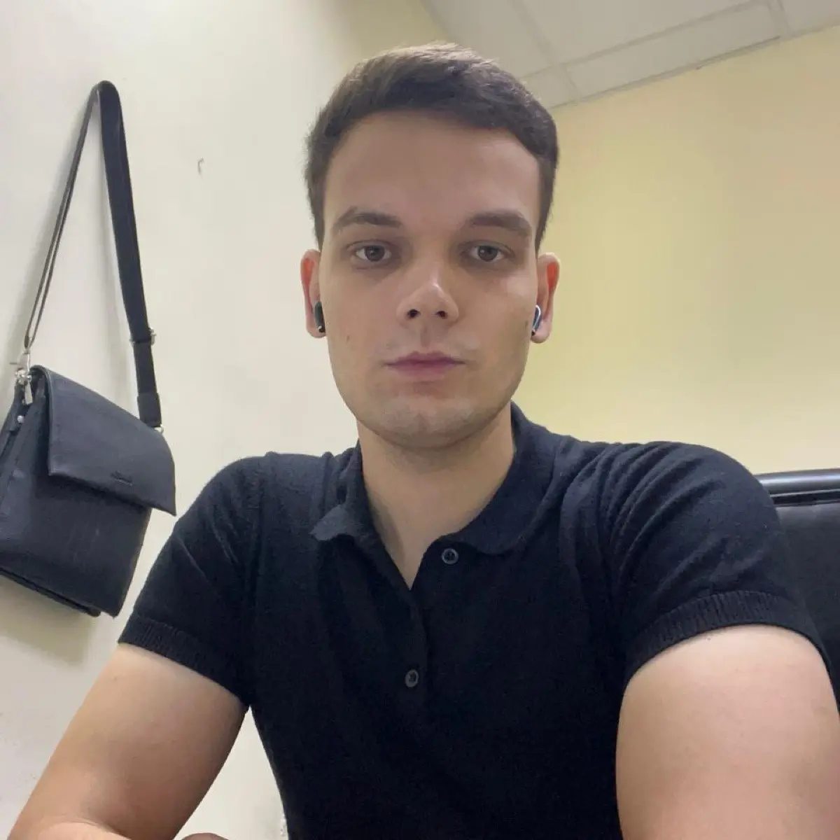 Андрей Гриценко