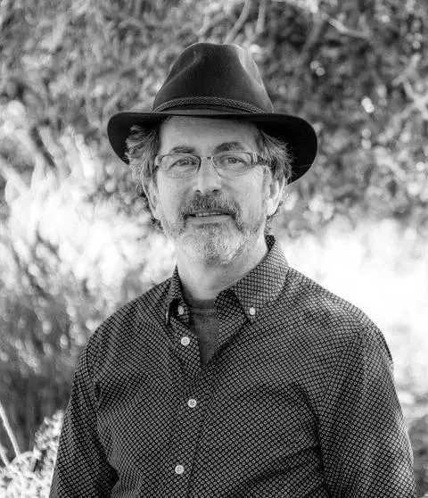 Стало известно о гибели Виктора Ялома – сына Ирвина Ялома, психолога и автора книг, которые читают многие из нас | Сетка — социальная сеть от hh.ru