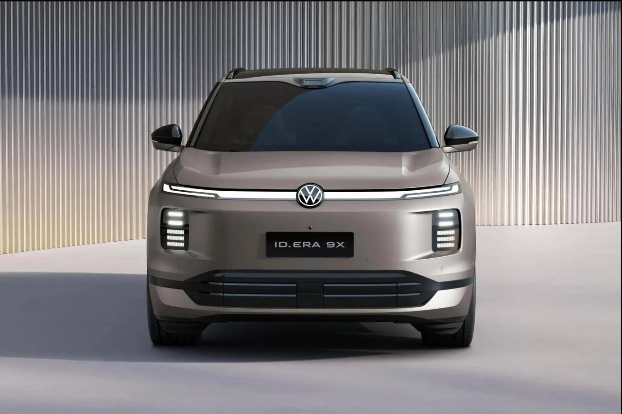 🎯 Ответ на вчерашнюю загадку — Volkswagen ID.9X (ID. ERA).
Да, это действительно Volkswagen.
И, пожалуй, один из самых неожиданных автомобилей бренда за последние годы | Сетка — социальная сеть от hh.ru