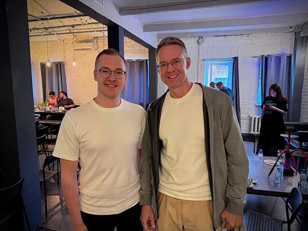 AI, GEO и AEO, агенты, Claude Code и Codex и совсем немного SEO
Вот примерно так я сходил на @SEOClubSPB!
Основной вектор и направление любой SEO команды это автоматизация и масштабирование любых зада... | Сетка — социальная сеть от hh.ru