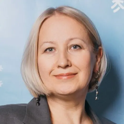 Елена Коршунова