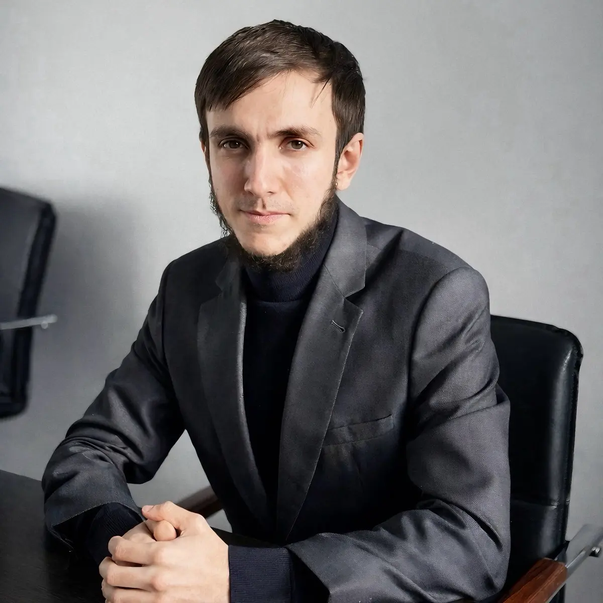 Зураб Сакалов