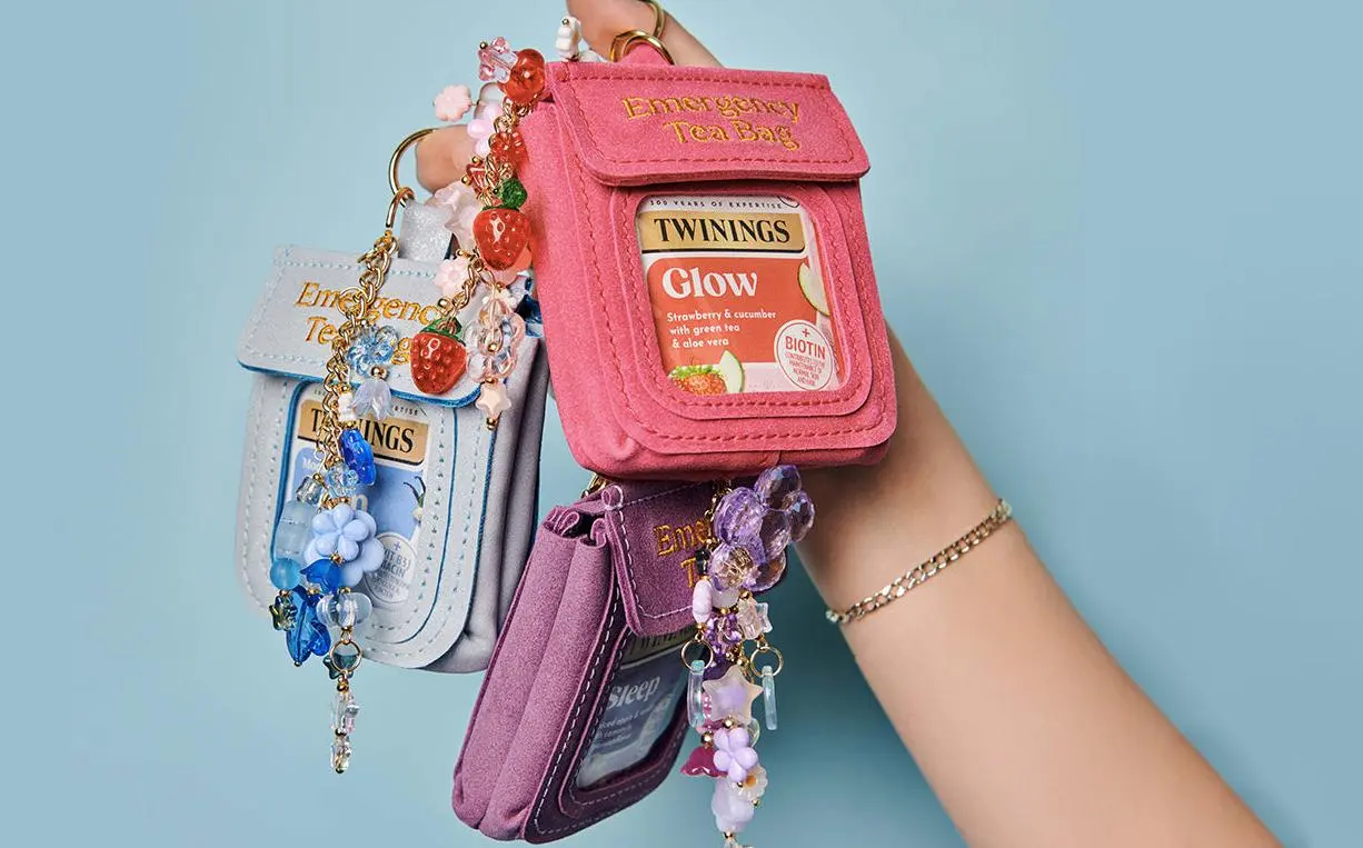 Twinings вот прямо сейчас — в Великобритании, правда — разыгрывает подвески под чайные пакетики.
А еще наши британские коллеги в начале июня объявили победителей конкурса Afternoon Tea Award 2026 | Сетка — социальная сеть от hh.ru