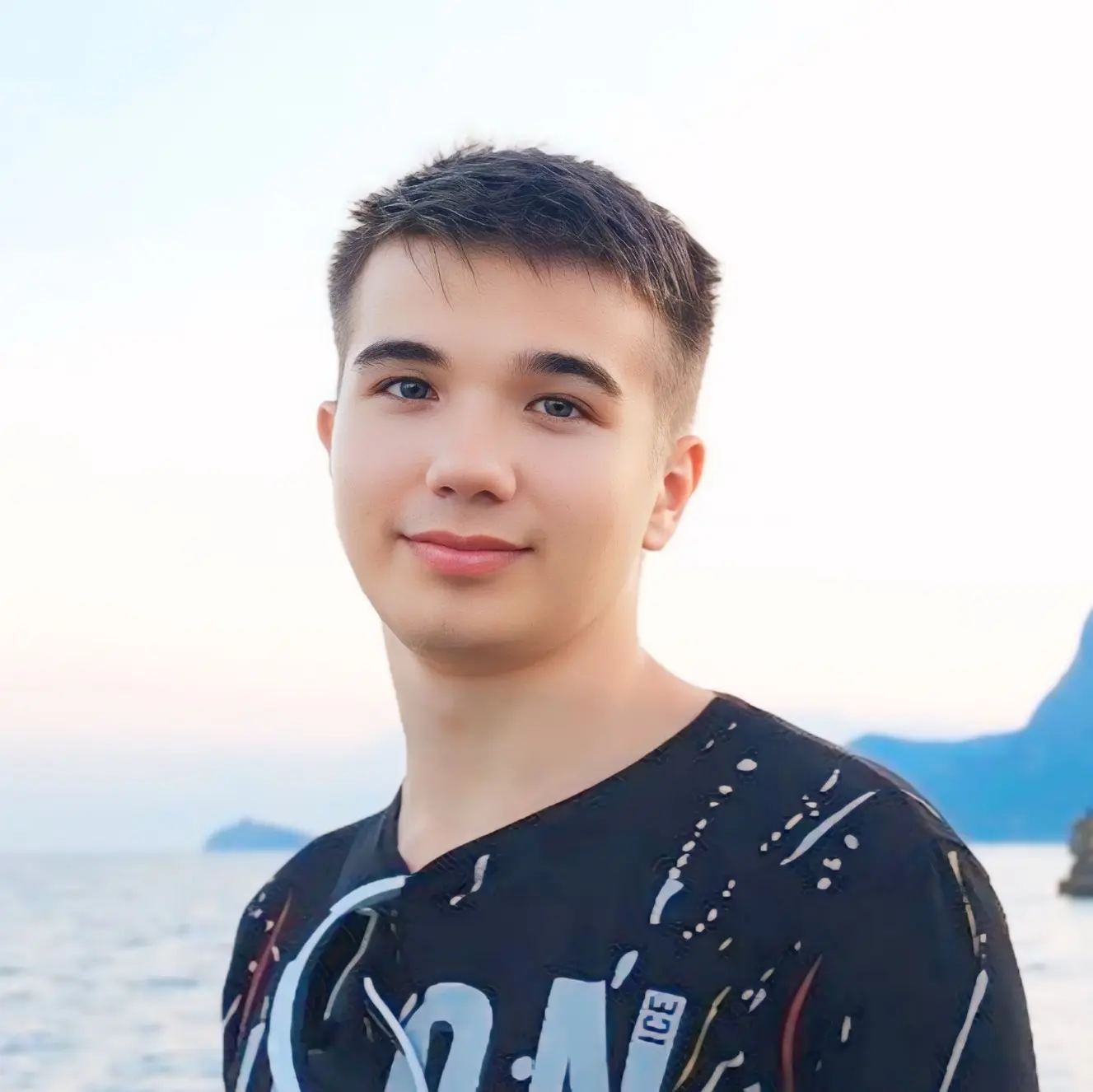 Кирилл Цуканов