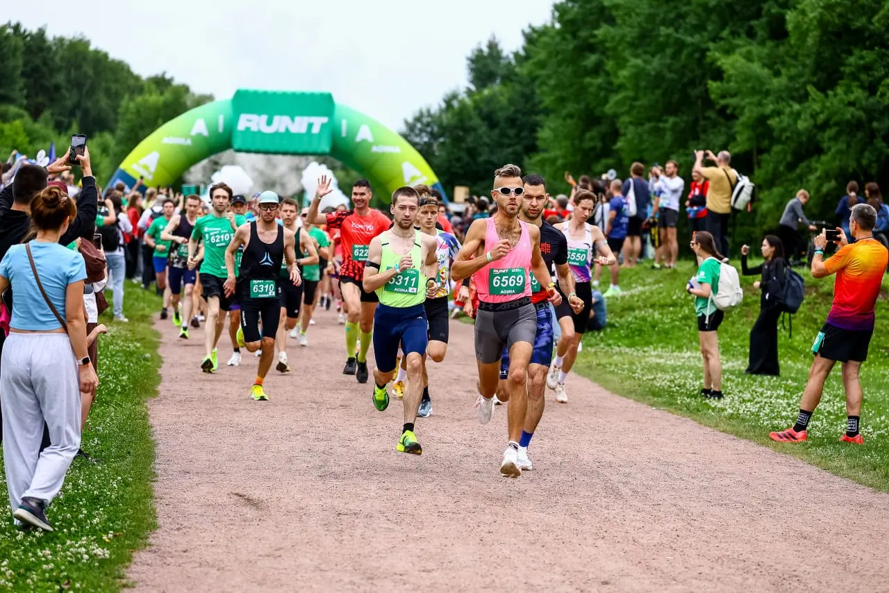 🏃‍♀️ВЧЕРА ПРОШЁЛ НАШ ПОТРЯСАЮЩИЙ ФЕСТИВАЛЬ RUNIT!
Спасибо каждому, кто провёл этот день вместе с нами! Вы создавали невероятную атмосферу — бежали, болели за друзей, танцевали, отдыхали и наполняли Ме... | Сетка — социальная сеть от hh.ru