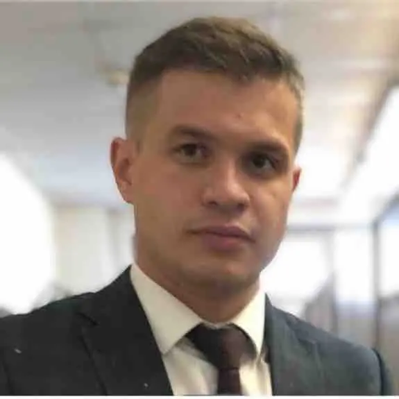 Алексей Петров