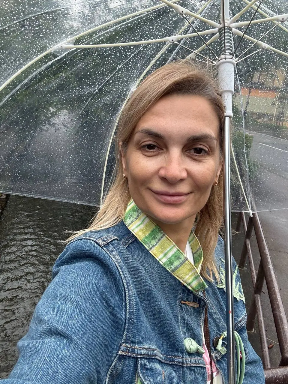 Сейчас идёт приёмная кампания в вузы. И мне кажется, это хороший повод поговорить не только о поступлении, но и о выборе профессии.
За последние годы я пообщалась с тысячами кандидатов | Сетка — социальная сеть от hh.ru