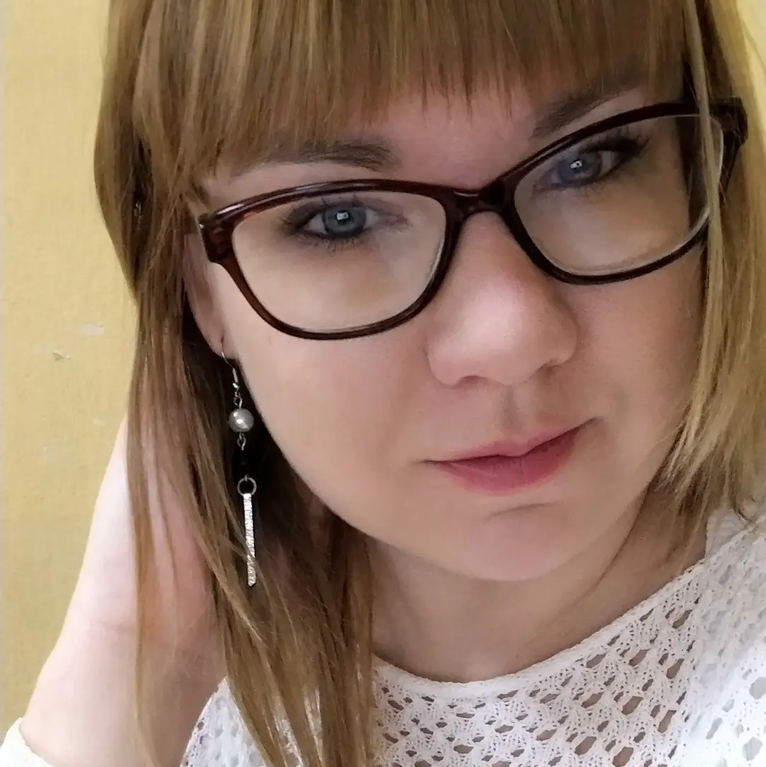 Юлия Азаренкова