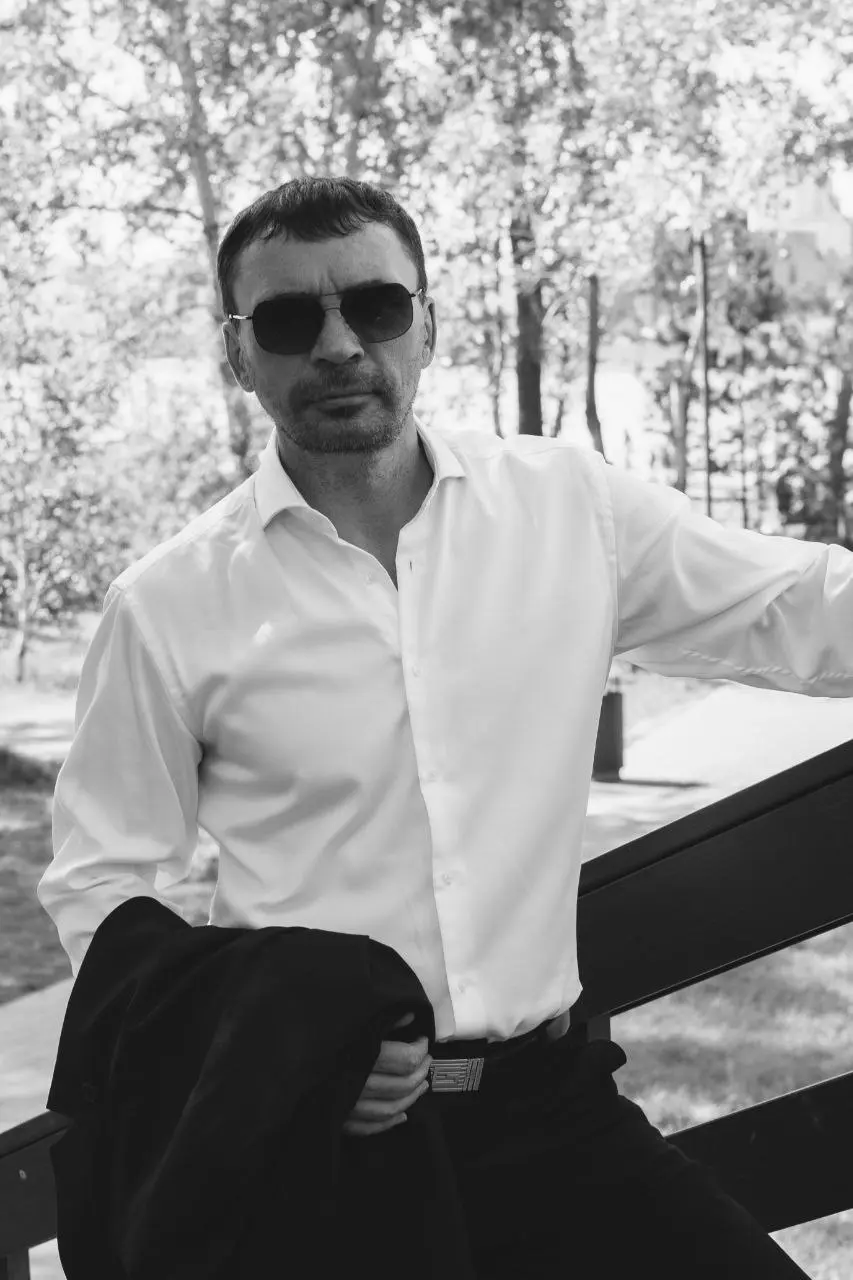 Вчера провёл опрос, что вам интереснее всего видеть в моём блоге. Самыми популярными темами стали:
🥇 Финансовая грамотность.
🥈 Консультации.
🥉 Инвестиции | Сетка — социальная сеть от hh.ru