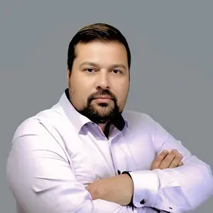 Денис Лазутин