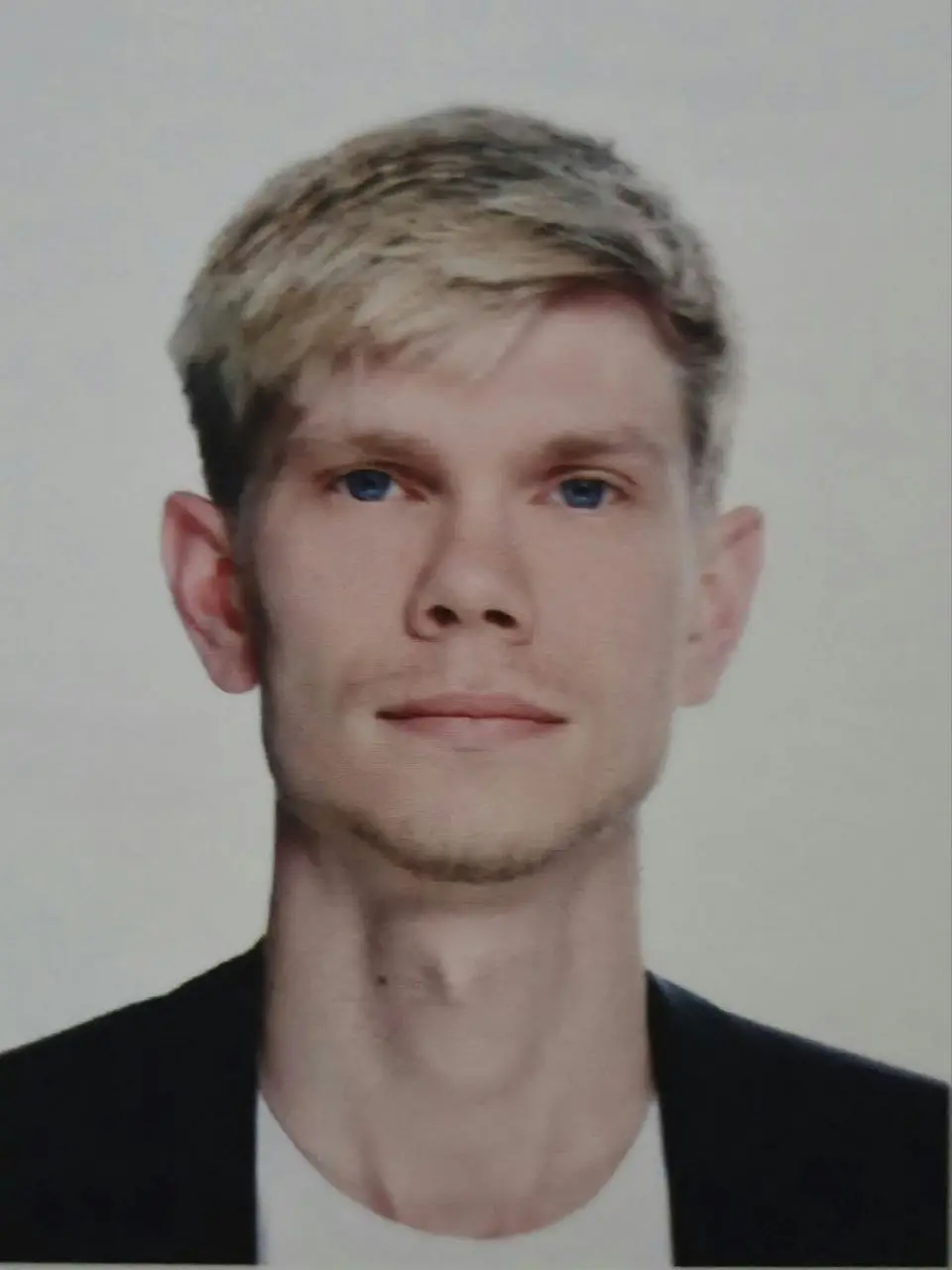 Максим Серединцев