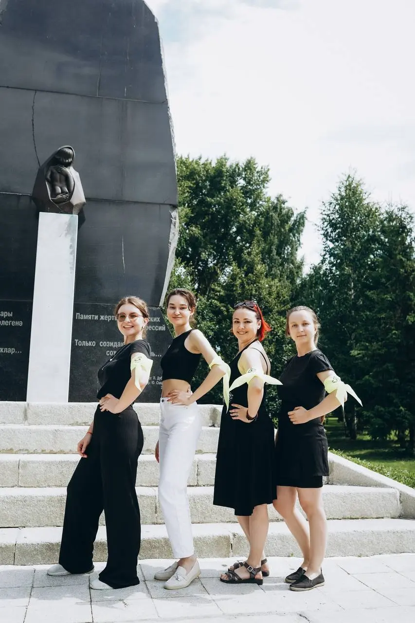 🎉 Мы закрыли первое полугодие 2026 так, как любим — вместе!
Уфимский офис Сенсум подвёл итоги первых шести месяцев года не в переговорке за отчётами, а на городском квесте 🕵️
Загадки, маршруты по знак... | Сетка — социальная сеть от hh.ru