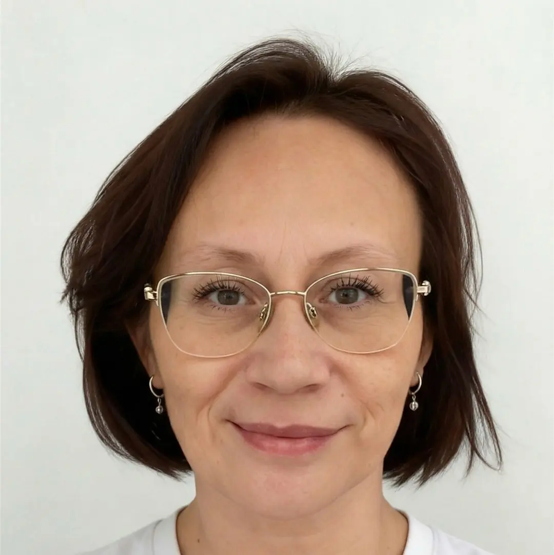 Елена Марк
