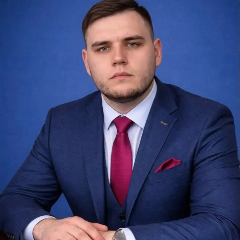 Денис Петров