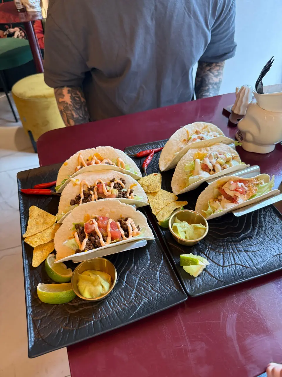Прошлую неделю провели в отпуске!
Встречали вереницу мастеров по обслуживанию всякого домашнего технического, превратили наконец детскую в кабинет мужа (больше никаких обоев с пингвинами на фоне), соб... | Сетка — социальная сеть от hh.ru