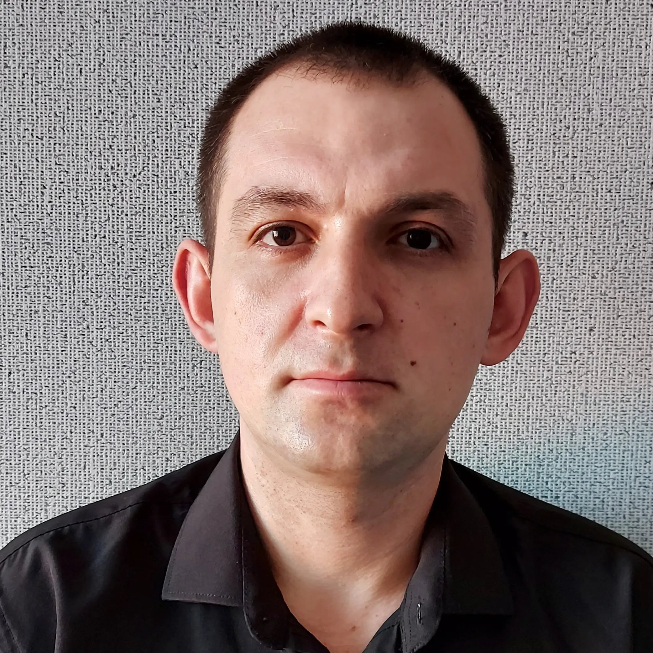 Роман Волохов