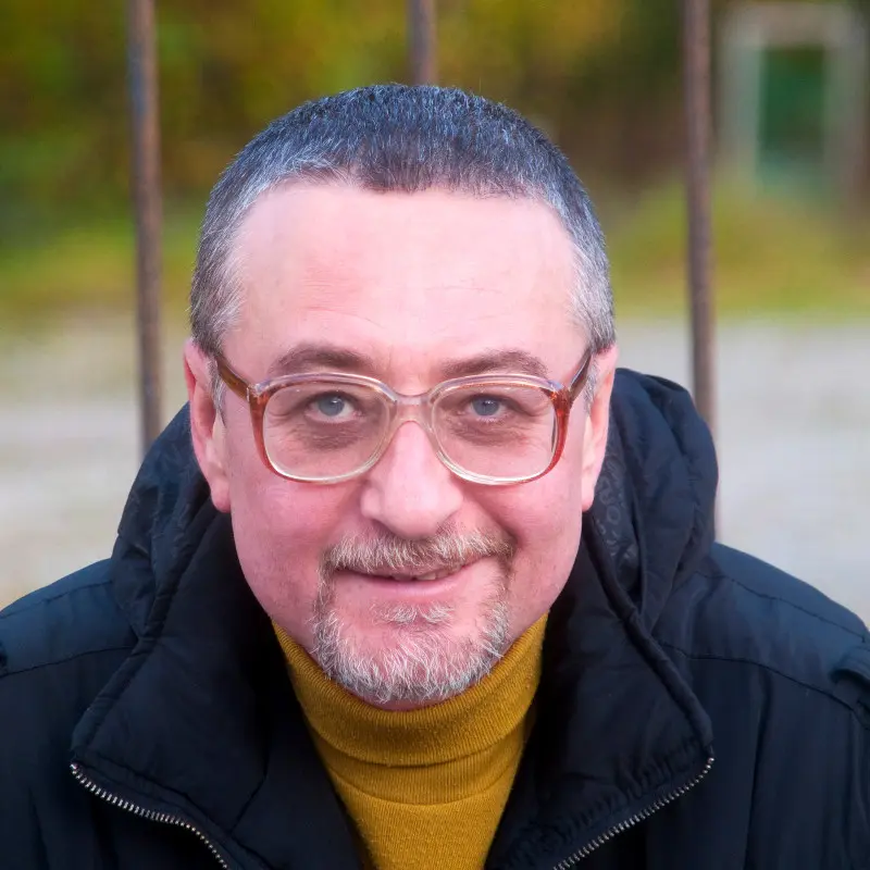 Михаил Поляков