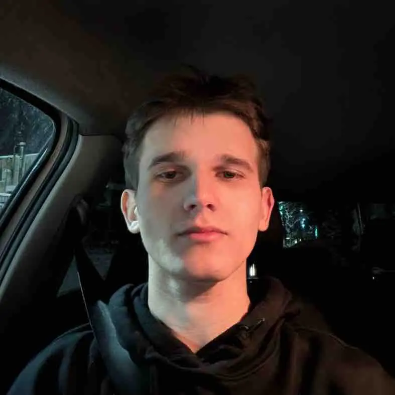 Алексей Сенаторов