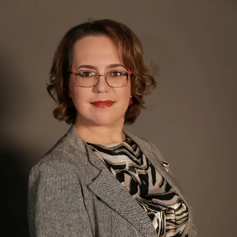 Елена Петелина