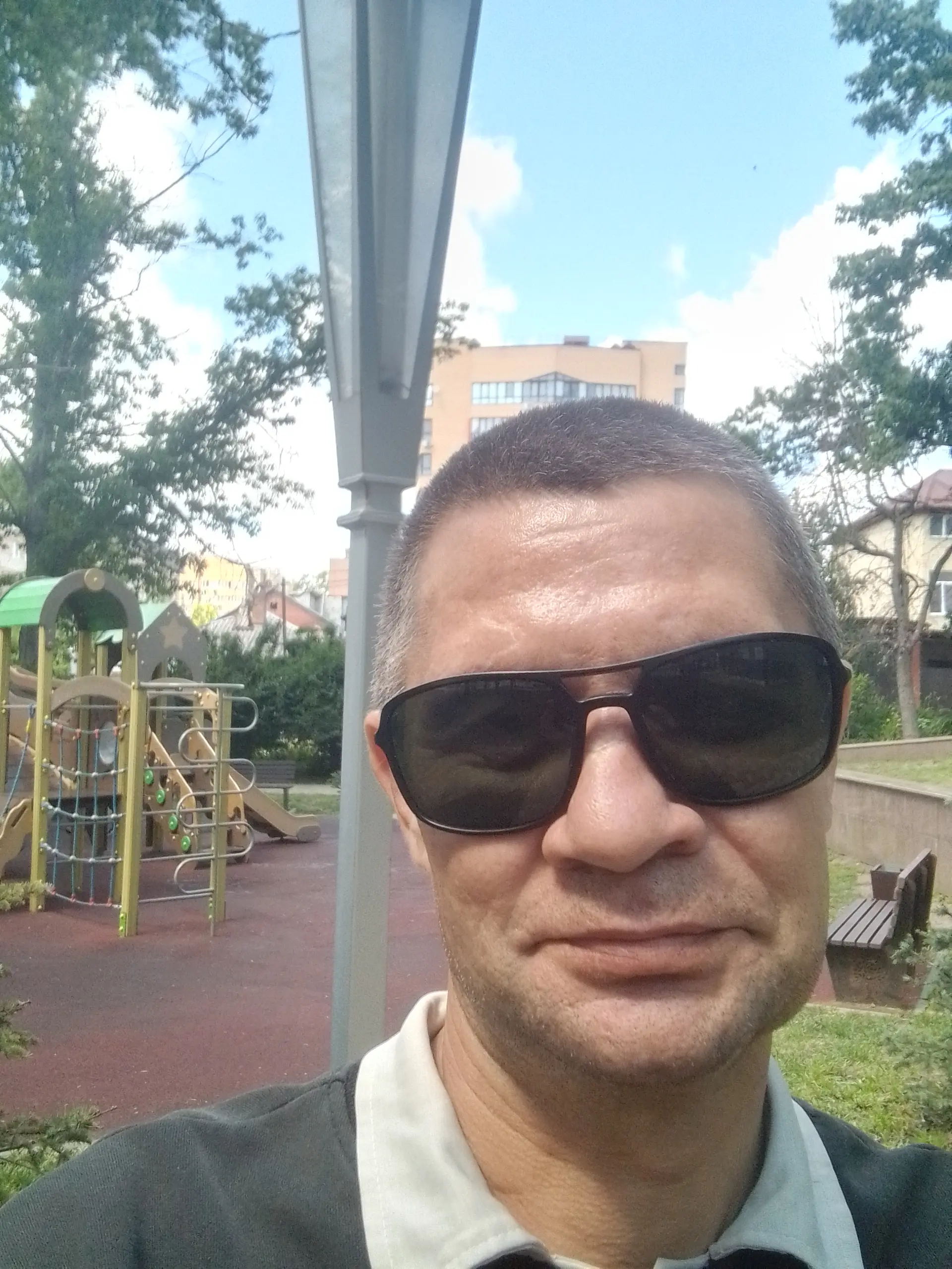 Вартан Мукольян