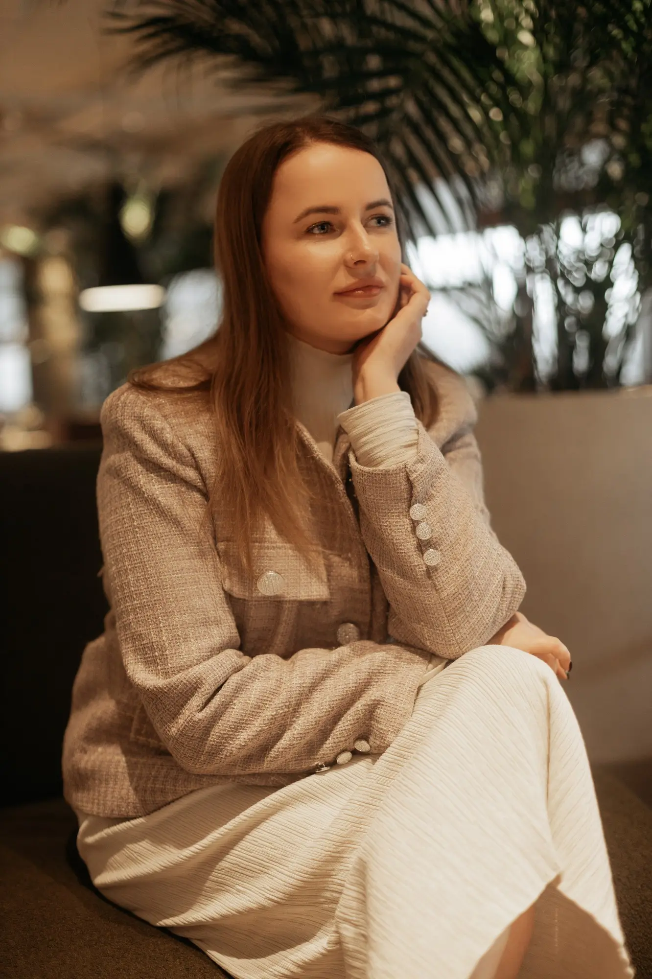 🌟 Привет, дорогие друзья! Сегодня давайте поговорим про мой любимый метод EMDR (ДПДГ)🩷
Для многих людей это может звучать как название инопланетного корабля😁
Но на самом деле ДПДГ - это не сложный мат... | Сетка — социальная сеть от hh.ru