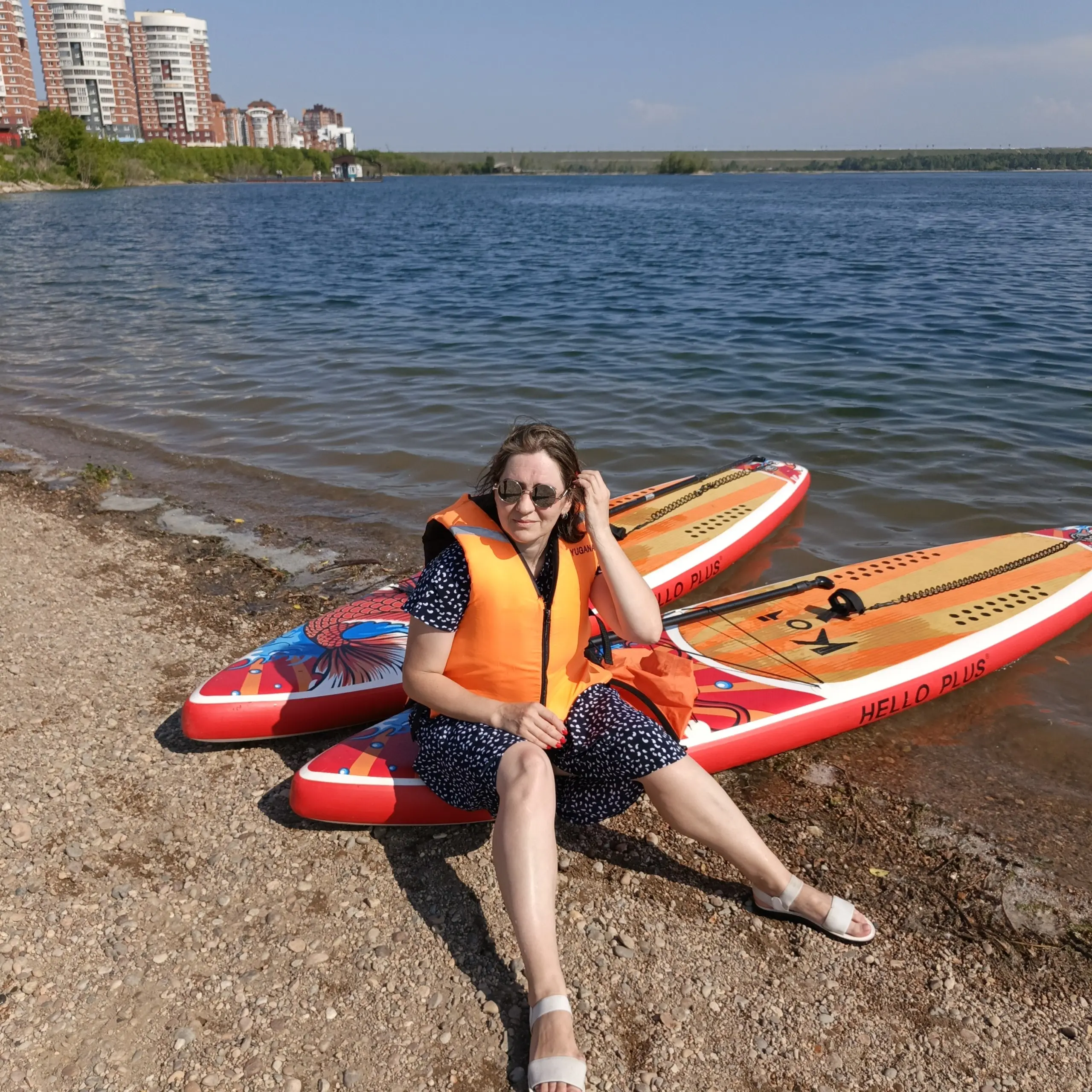 С водой я связана наверное с самого детства.
Всегда любила гулять под дождём, хорошо плаваю и довольно быстро этому научилась.
Шикарно себя чувствую в воде | Сетка — социальная сеть от hh.ru