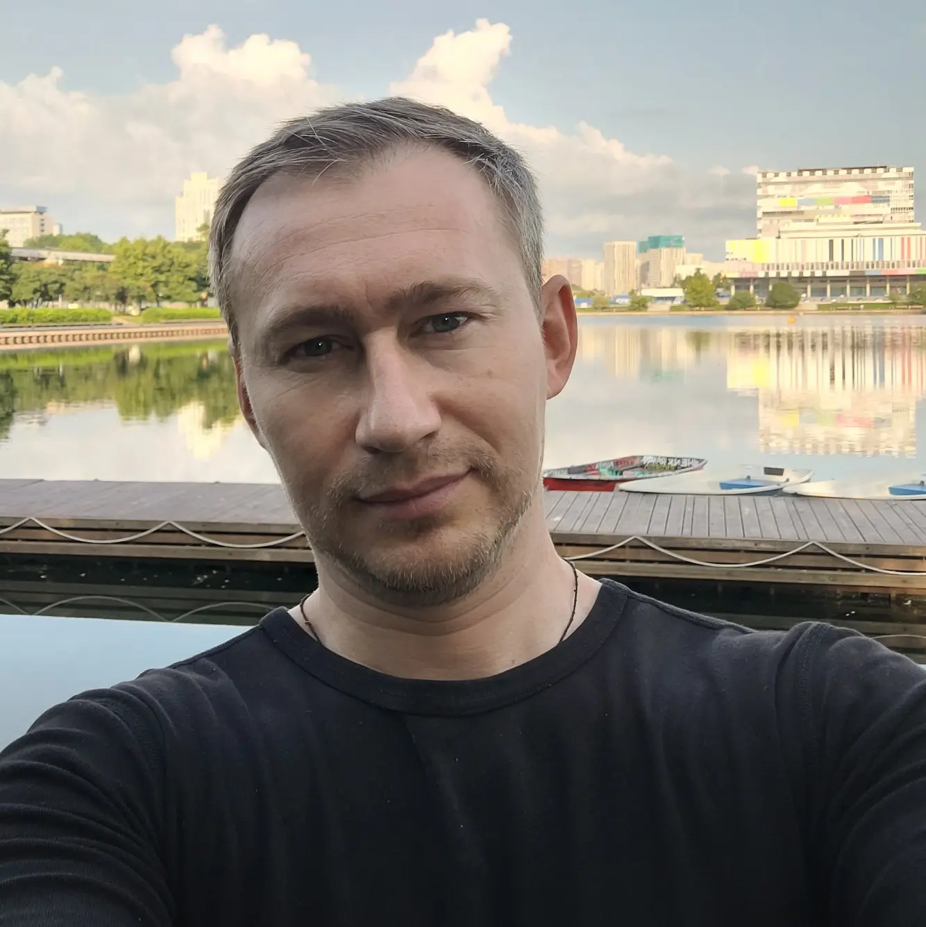 Антон Бондаренко